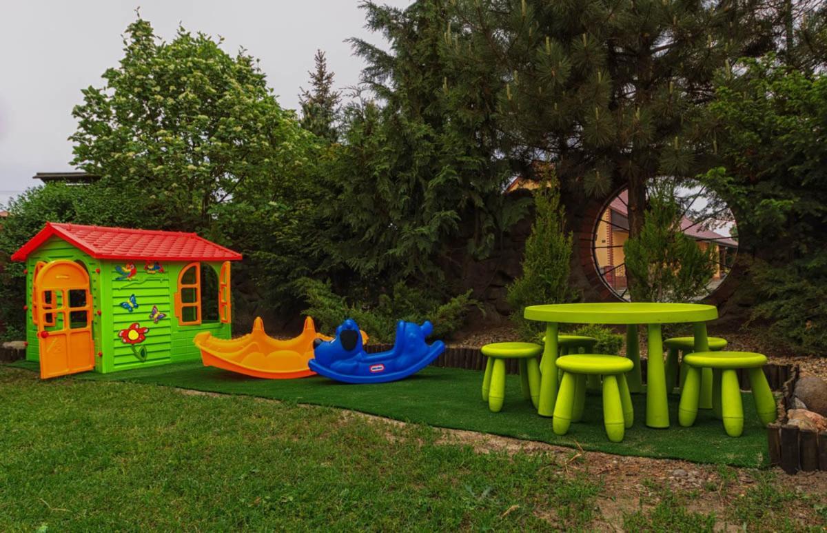 Zajazd Różany Laski  Exterior foto